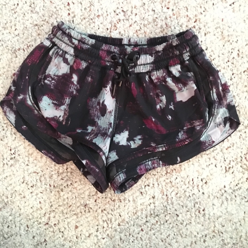 Lulu lemon running shorts with drawstring size 2